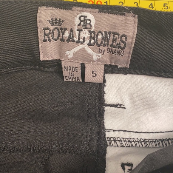 Royal Bones skull printed black stretch skinny jeans 5 - Picture 9 of 11